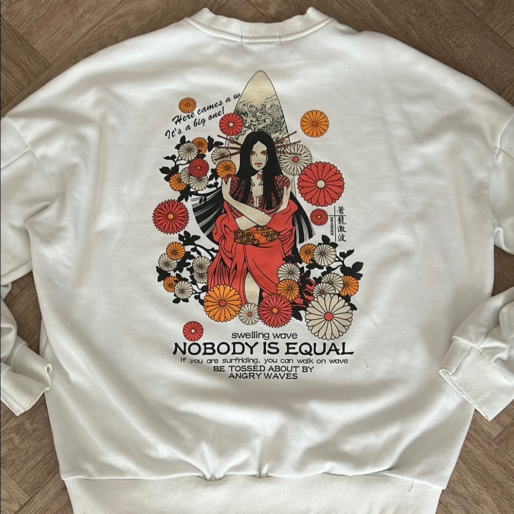 Vintage Women Hoodie - Picture 3 of 3